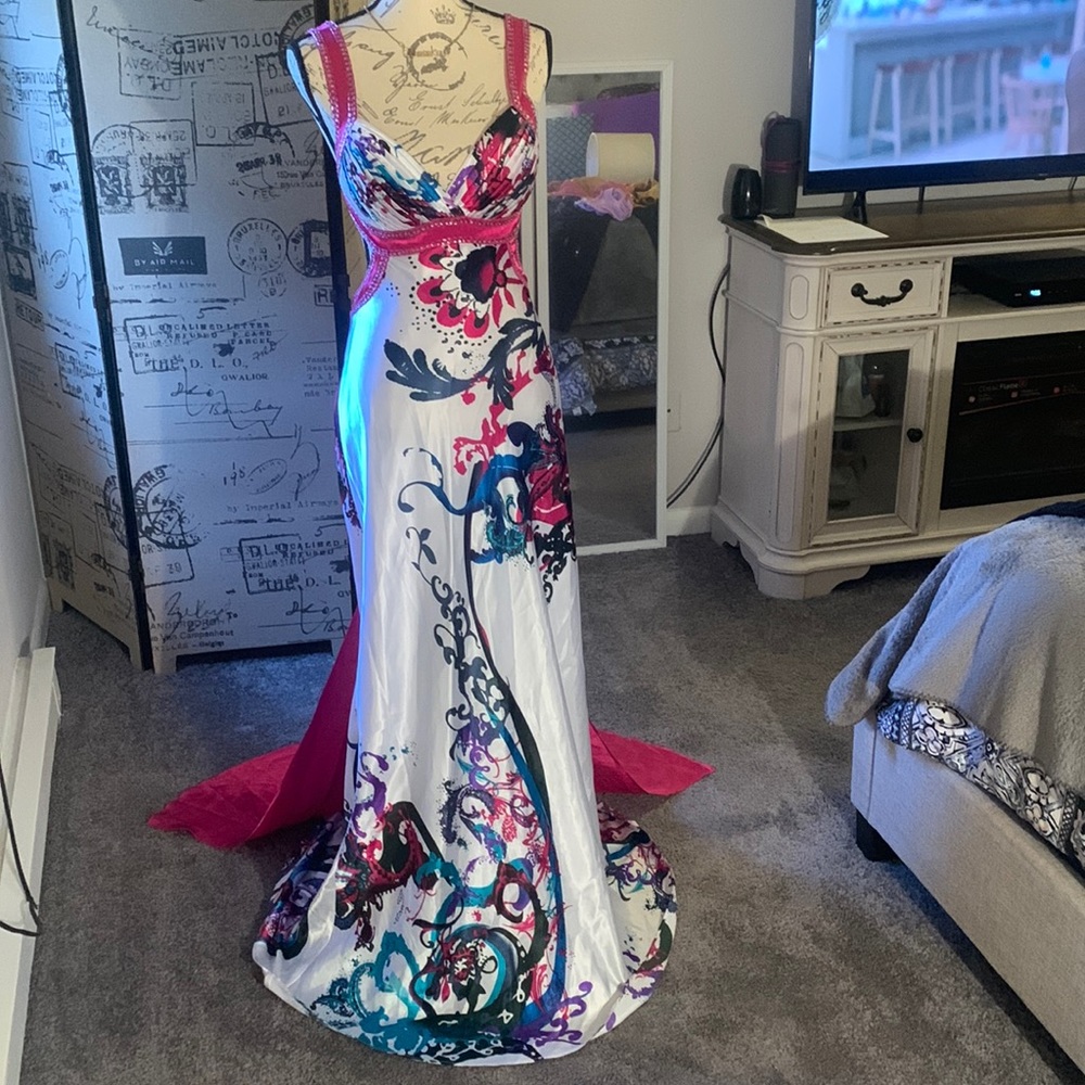 Prom/wedding/reception dress